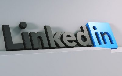 🗨️ LinkedIn – jakie informacje powinien zawierać Twój profil?